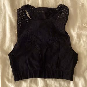Black Highneck Sports Bra